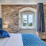 Гостевой дом Palms Promenade Luxury 4*