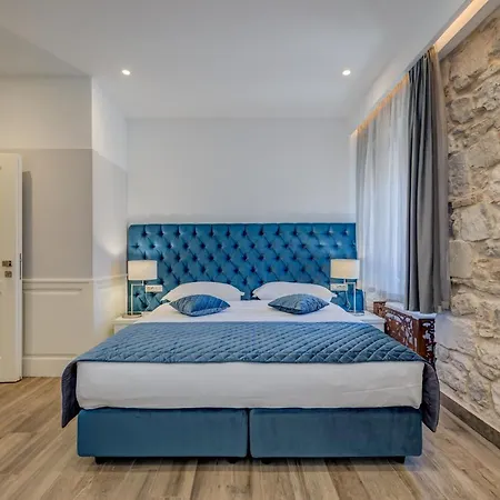 Palms Promenade Luxury Гостьовий будинок 4*