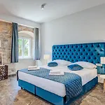 Palms Promenade Luxury Casa de hóspedes 4*